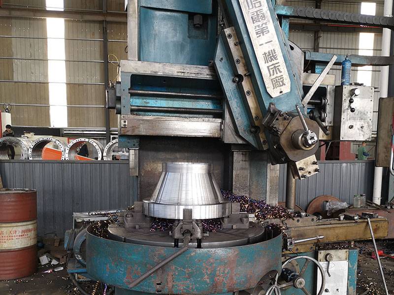 法蘭生產(chǎn)數(shù)控車床